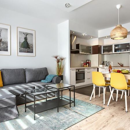 City Center Apartament Parking By Impero Poznań Extérieur photo