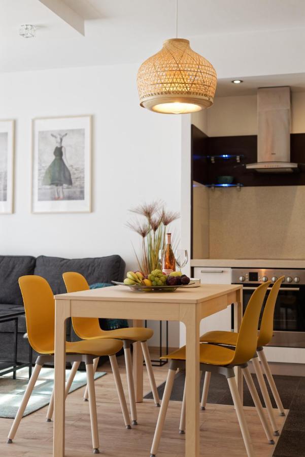 City Center Apartament Parking By Impero Poznań Extérieur photo
